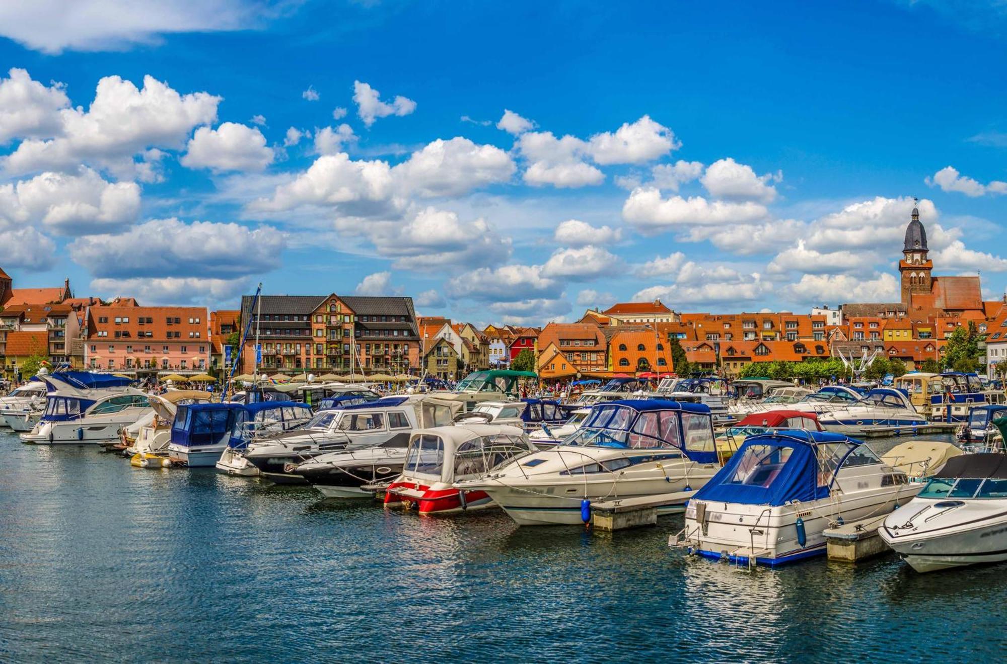 Ferienwohnungen Am Mueritzer Hafen Waren  Exterior photo